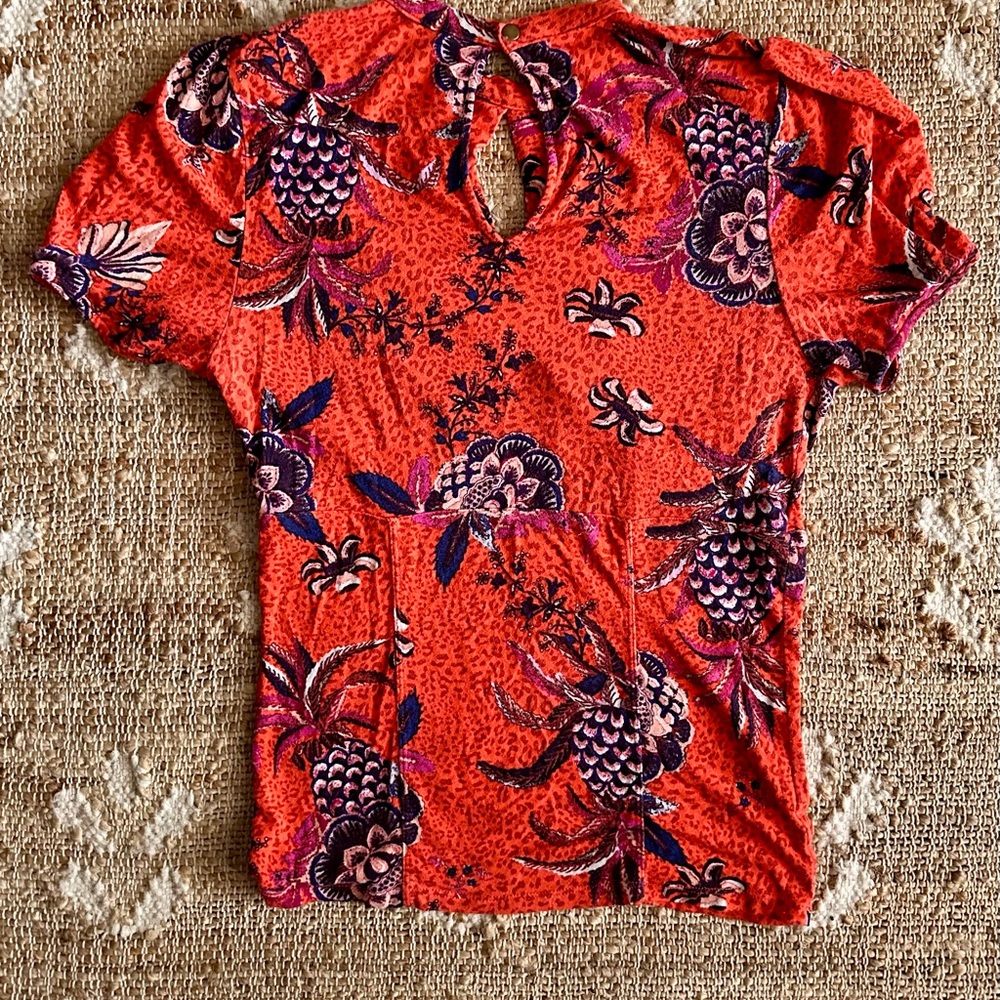Free People Short Sleeve Blouse with Bright Colors and Bold Print. - Picture 4 of 4